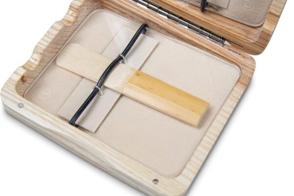 GEWA 751003 – Estuche para cañas clarinete 6 cañas natural lacado